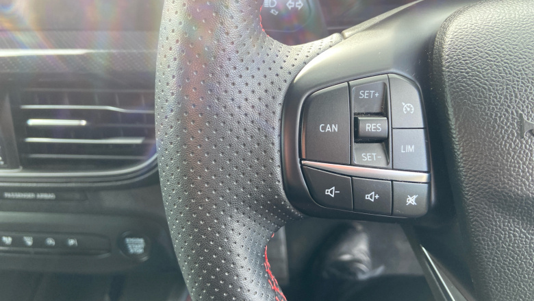 Ford Focus 1.0 EcoBoost Hybrid mHEV ST-Line X 5dr Petrol Hatchback